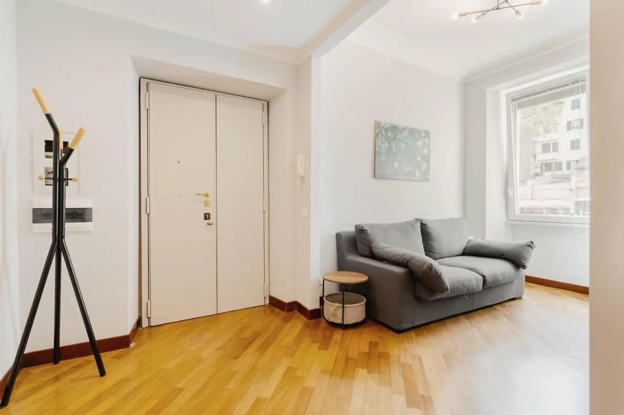 Domus Mazzini 157 Apartment Rome Italy