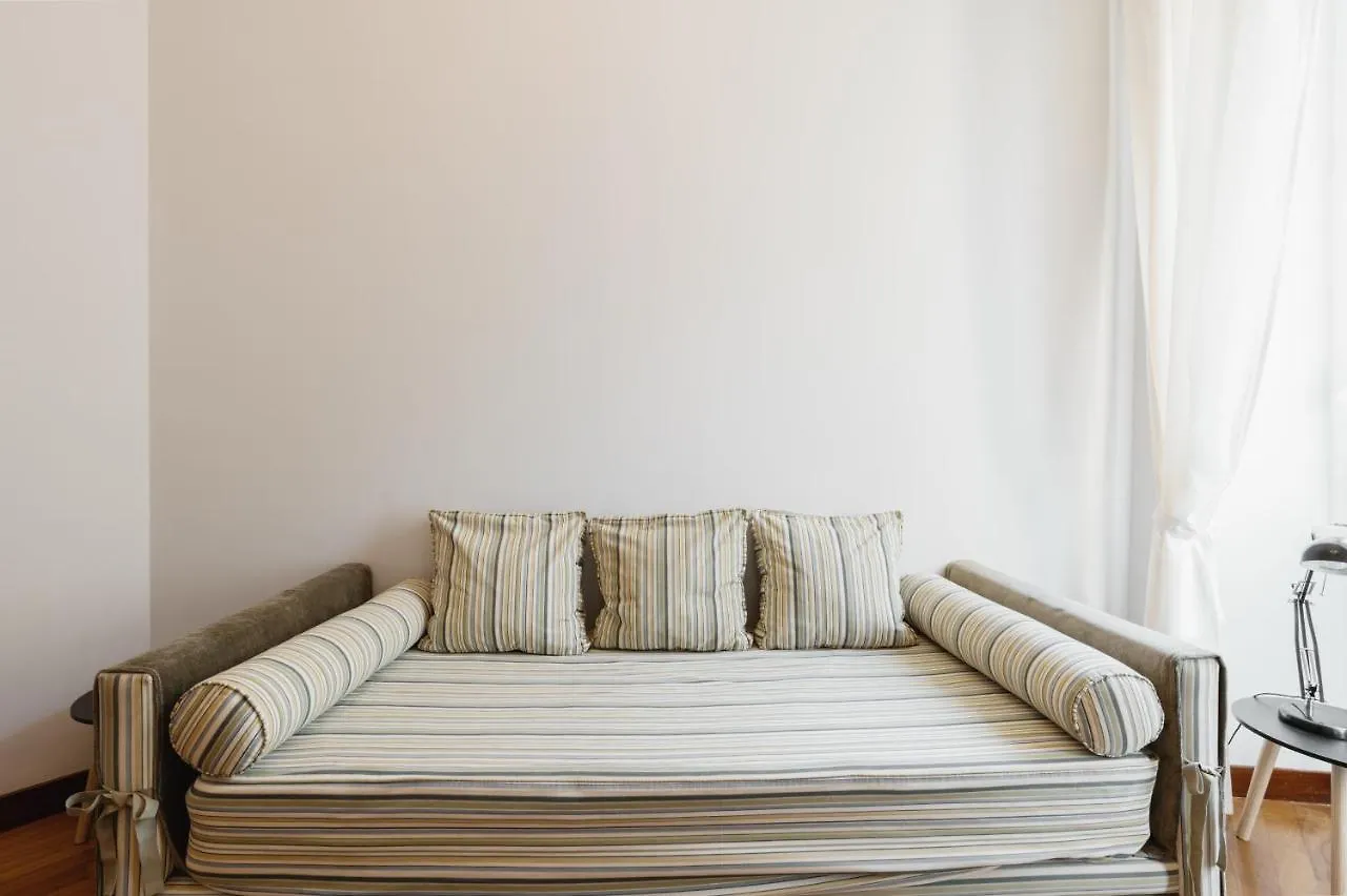 Domus Mazzini 157 Apartment Rome
